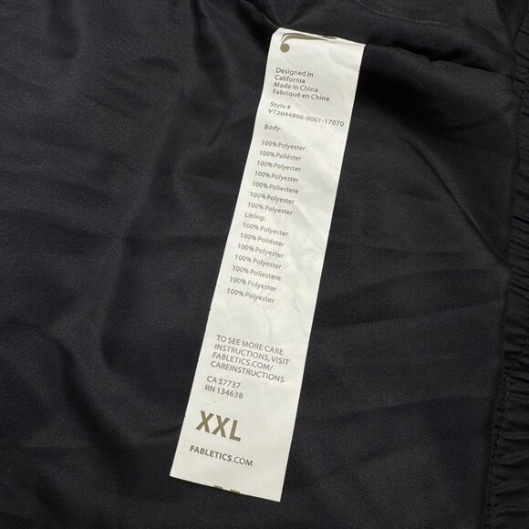 Fabletics Puffer Vest With Hood Women's Size 2XL fits Men's Size Small Black - Picture 9 of 9